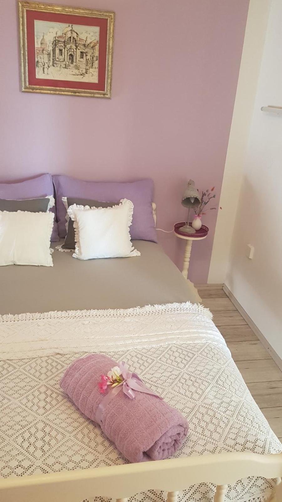 Marla1 Lägenhet Vodice Exteriör bild